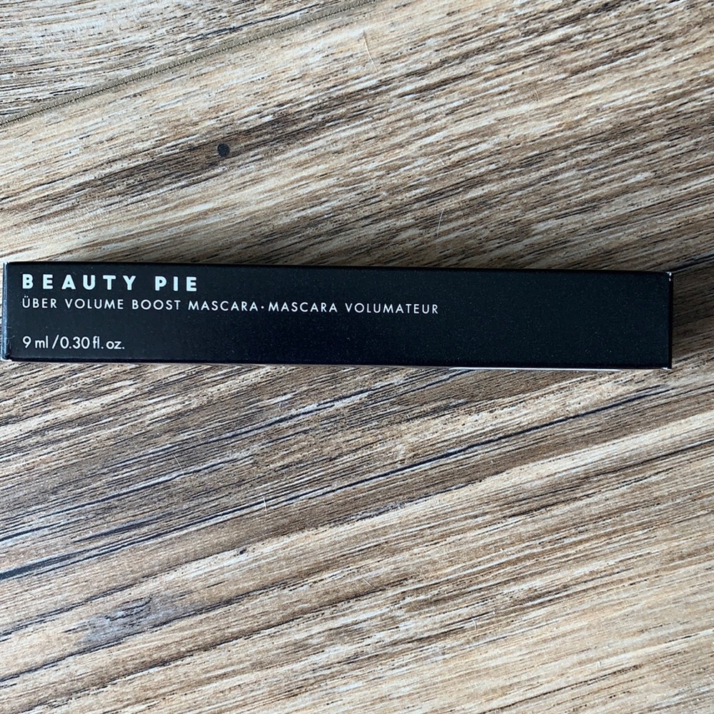 Beauty Pie Uber volume boost mascara